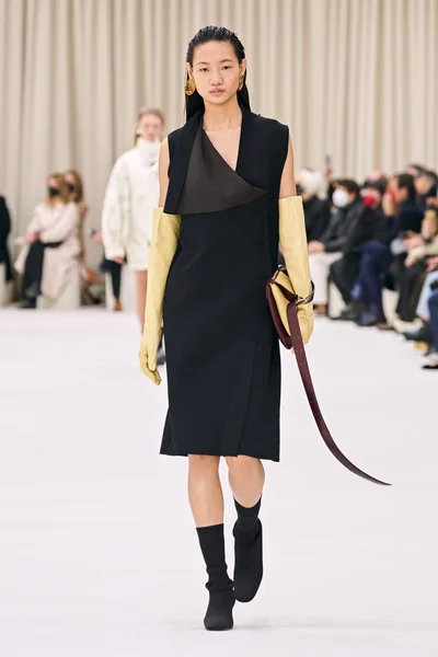 Look 23